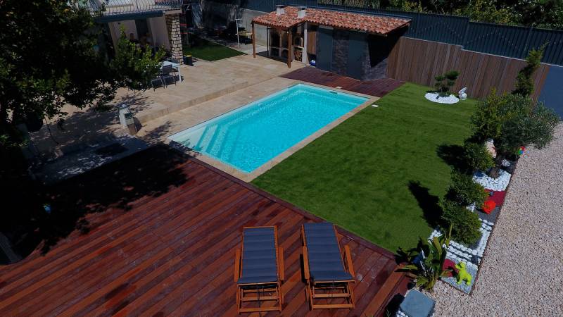 piscine coque polyester 6 par 3