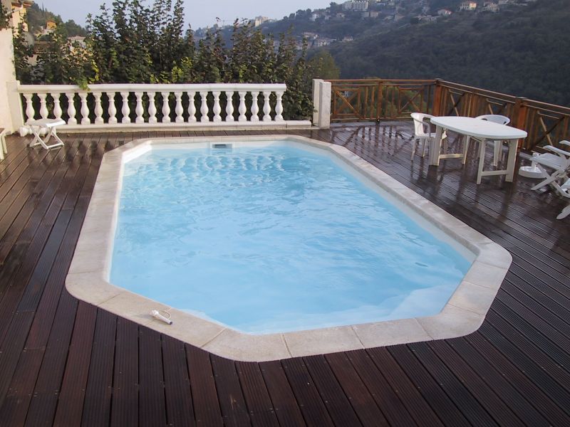 Pourquoi choisir une coque en polyester?